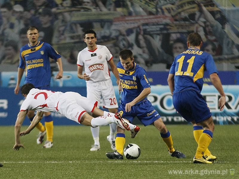 Centrum meczowe: Widzew Łódź - Arka Gdynia-image