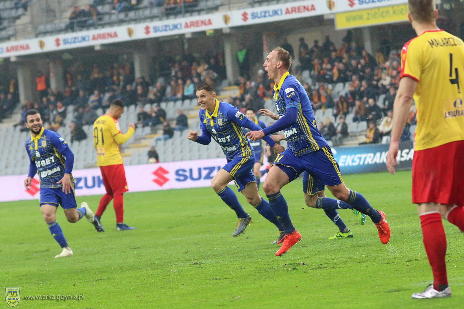 Centrum meczowe: Korona Kielce - Arka Gdynia-image