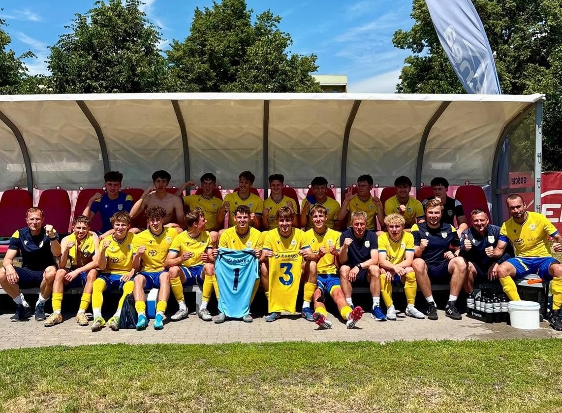 Arka II Gdynia: Piąta wygrana z rzędu!-image