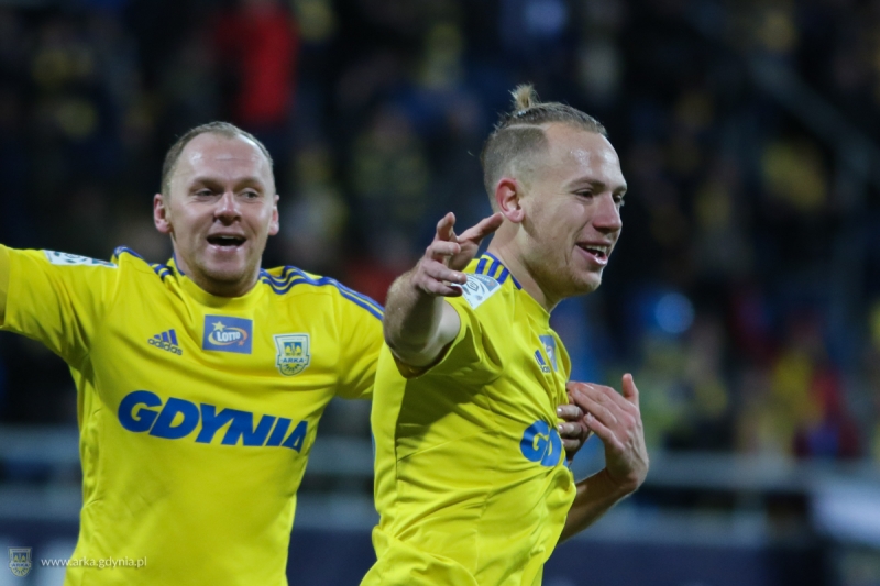 Centrum meczowe: Korona Kielce - Arka Gdynia-image