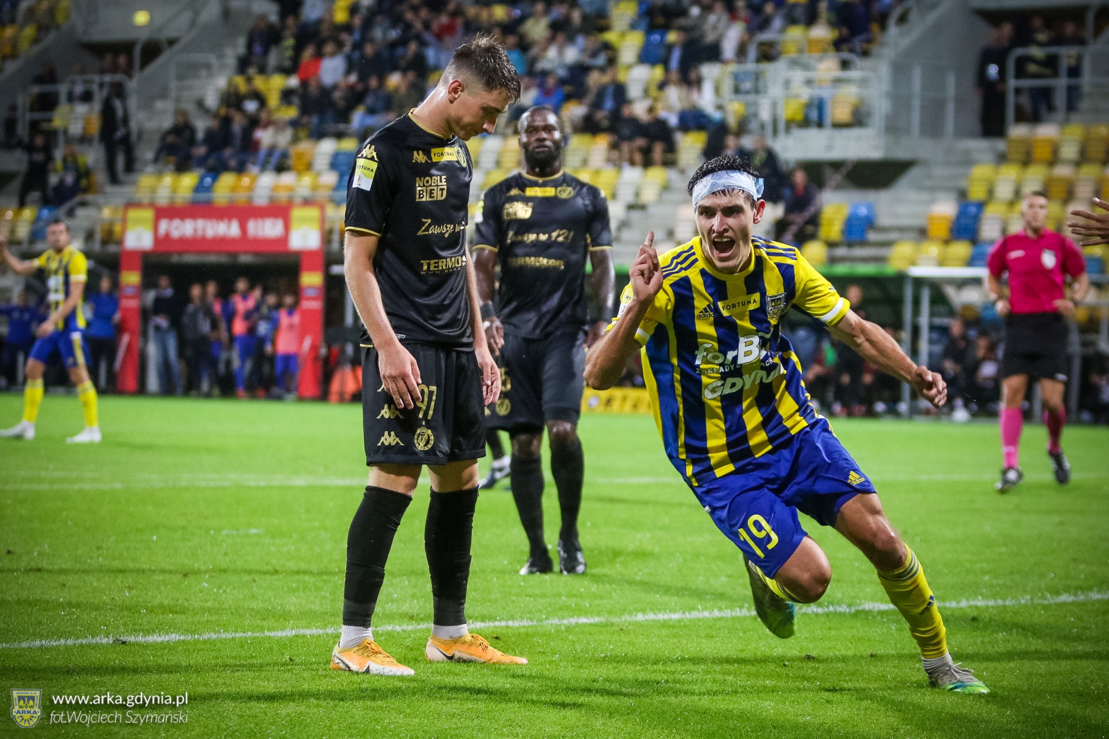 Centrum meczowe: Widzew Łódź - Arka Gdynia-image